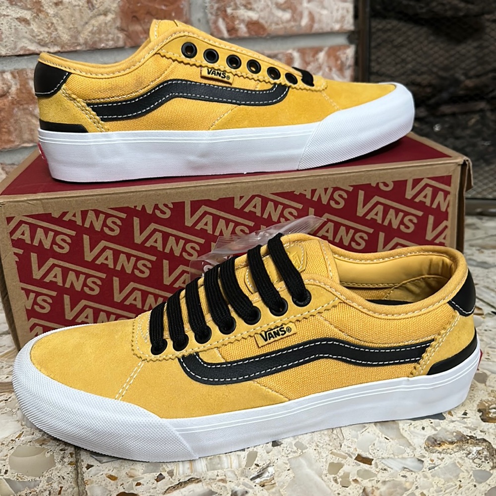 Vans Chima Pro 2 Gold Black ultra Cush